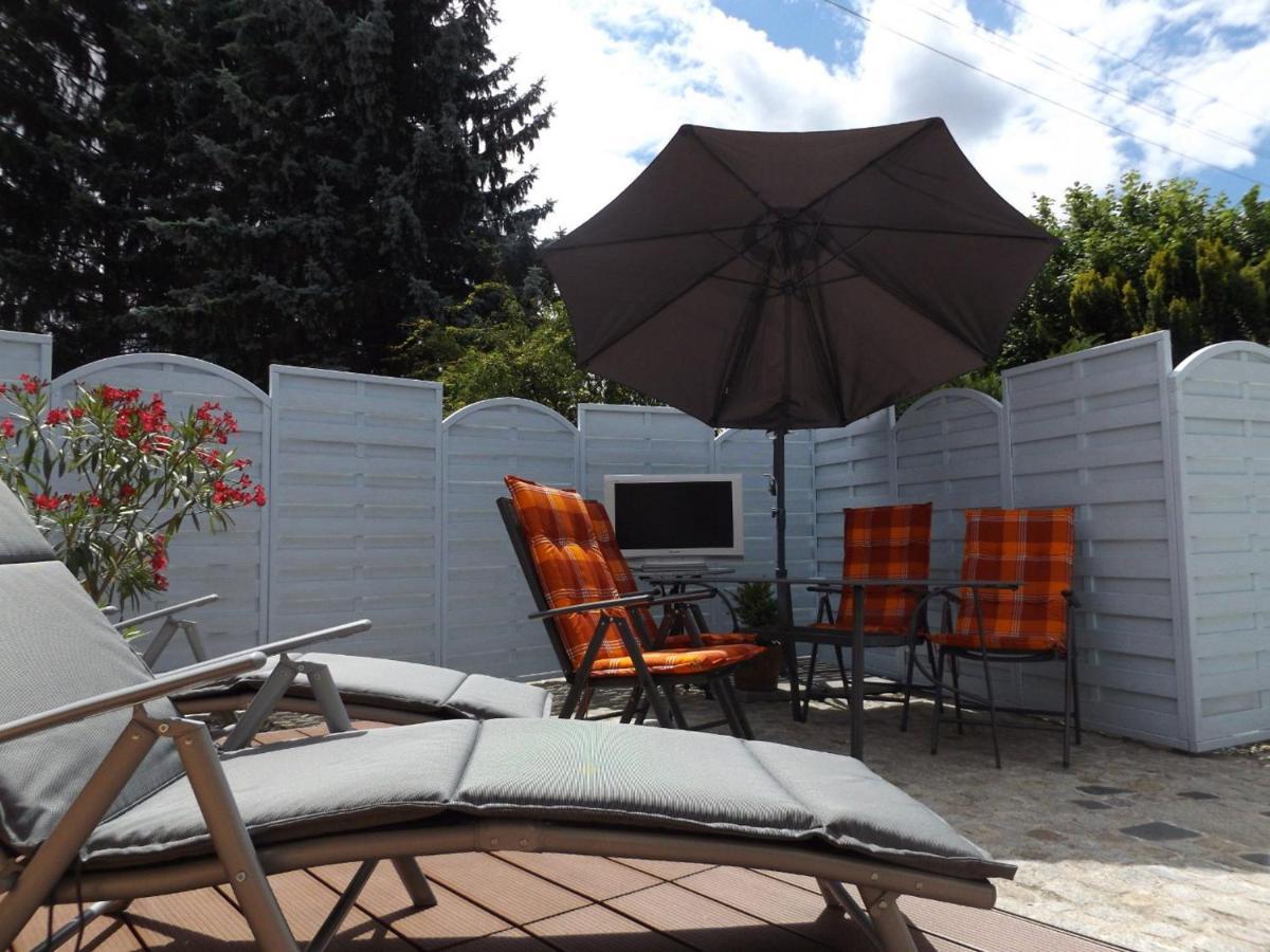 Cosy Apartment With In Pirna With Private Terrace Room photo